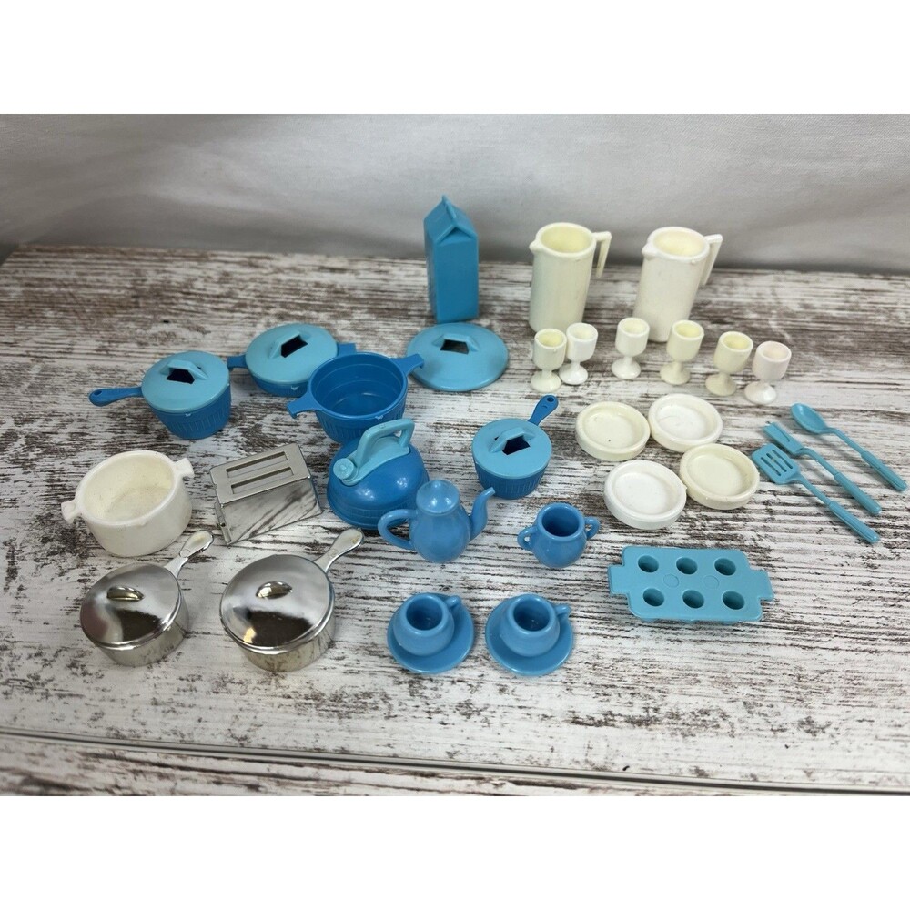 Vintage Barbie Kitchen Items From 1984 Almost Complete Set